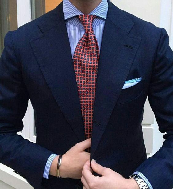 7 tipos de corbatas elegantes y estilo hombres