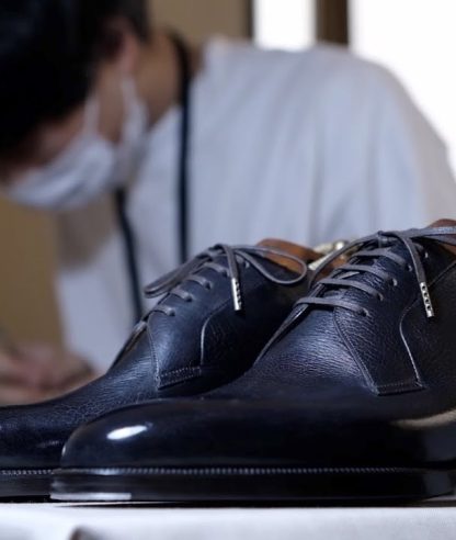 Making Derby Shoes in Vintage Embossed Leather